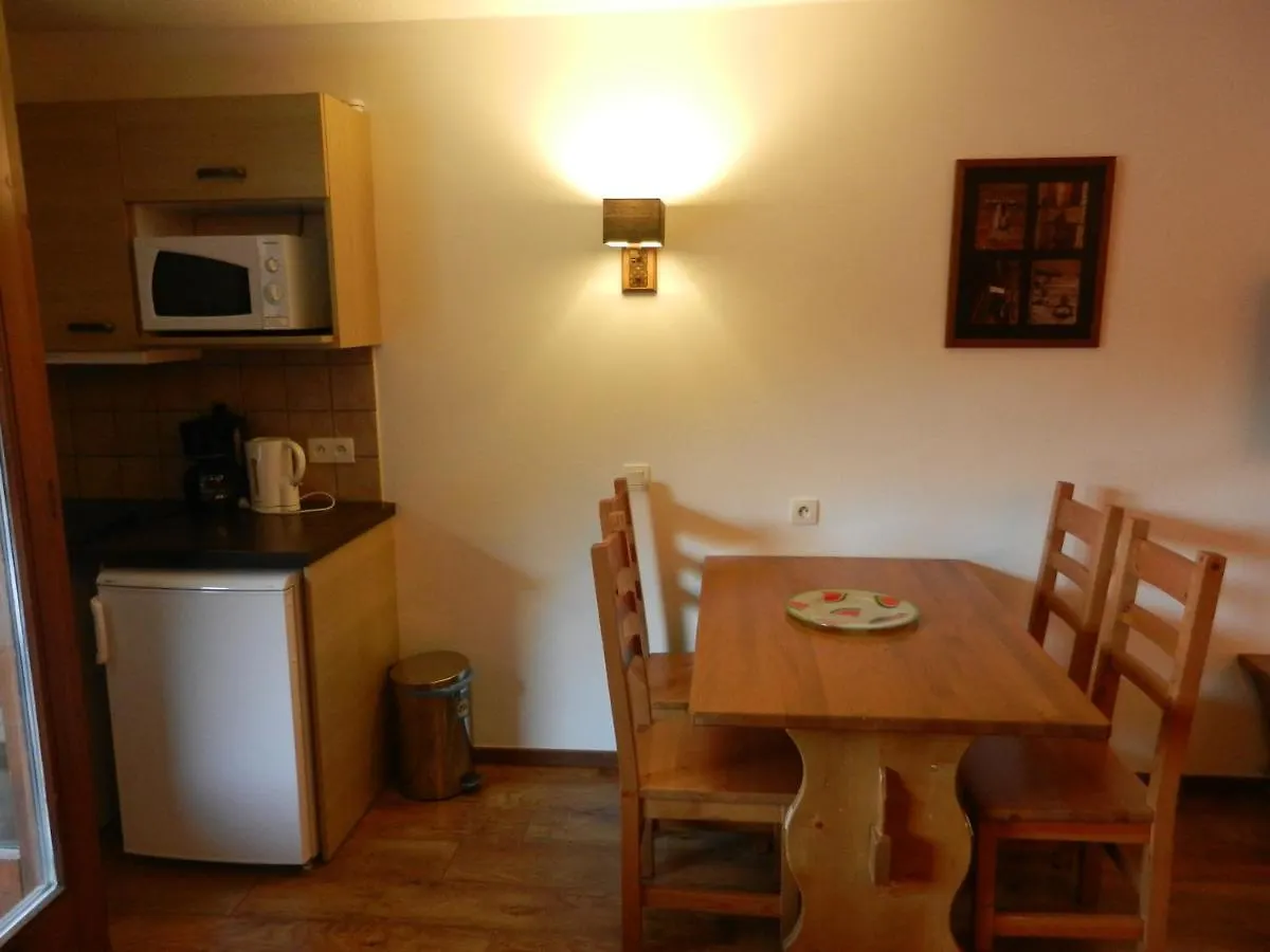 Studio Chaleureux A Brides Les Bains - 4 Pers, 28 M², Balcon, Parking, Proche Thermes - Fr-1-512-252 Apartment