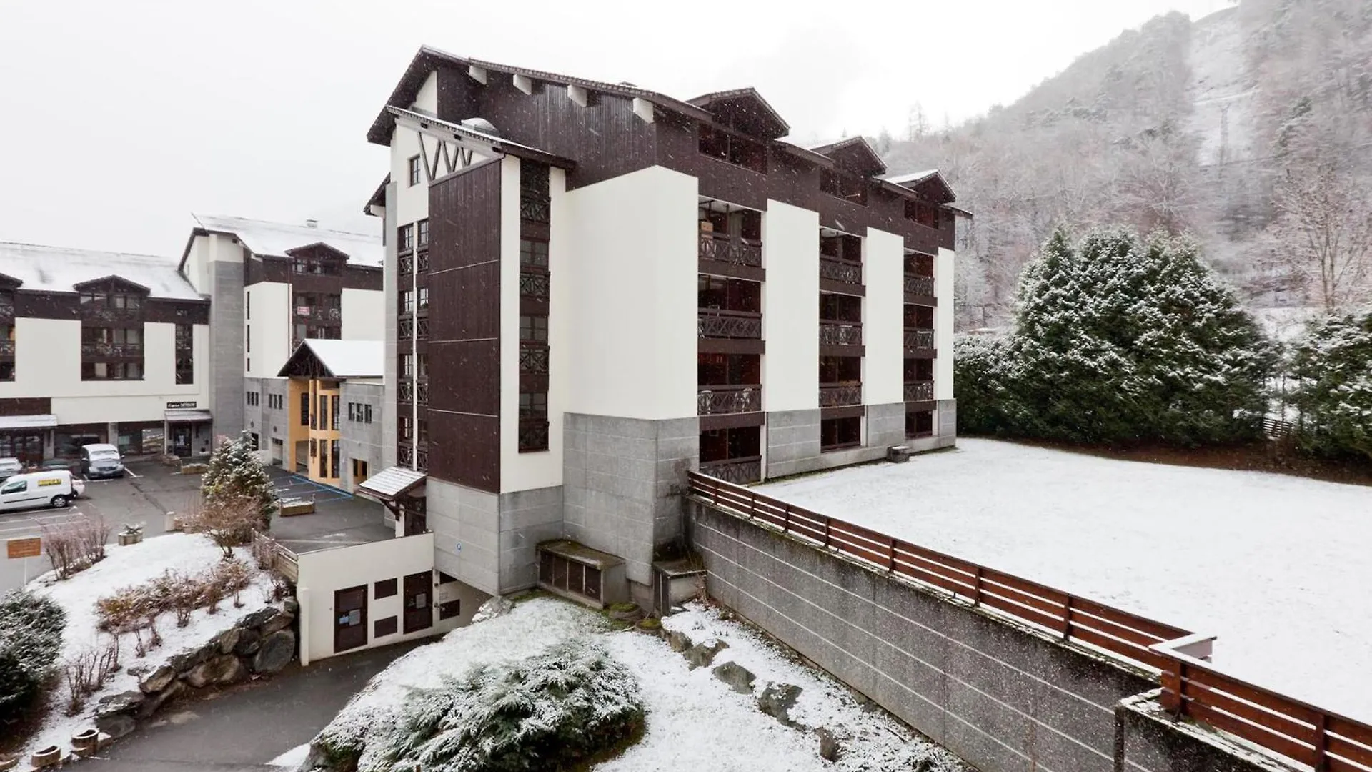 Studio Chaleureux A Brides Les Bains - 4 Pers, 28 M², Balcon, Parking, Proche Thermes - Fr-1-512-252 0*, Brides-les-Bains France